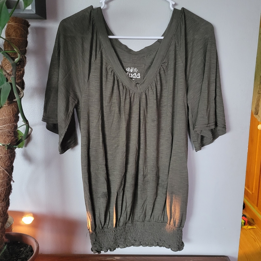3/$10 Mudd Blouse